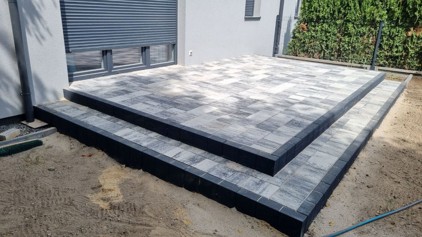 Duża powierzchnia brukarska